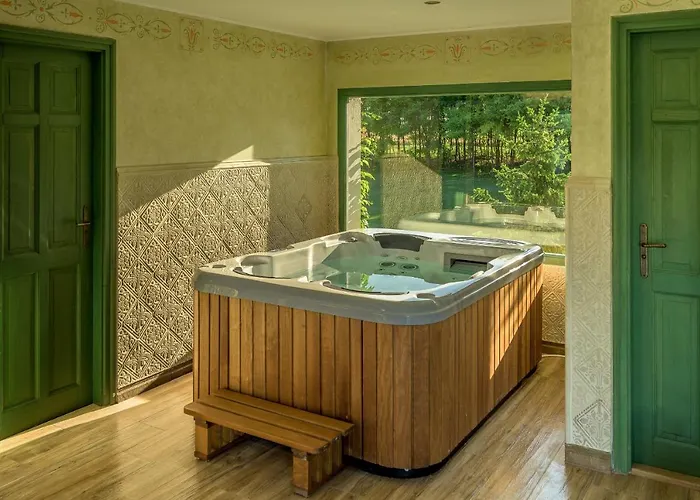 Paskom ゲストハウス Lajoskomárom